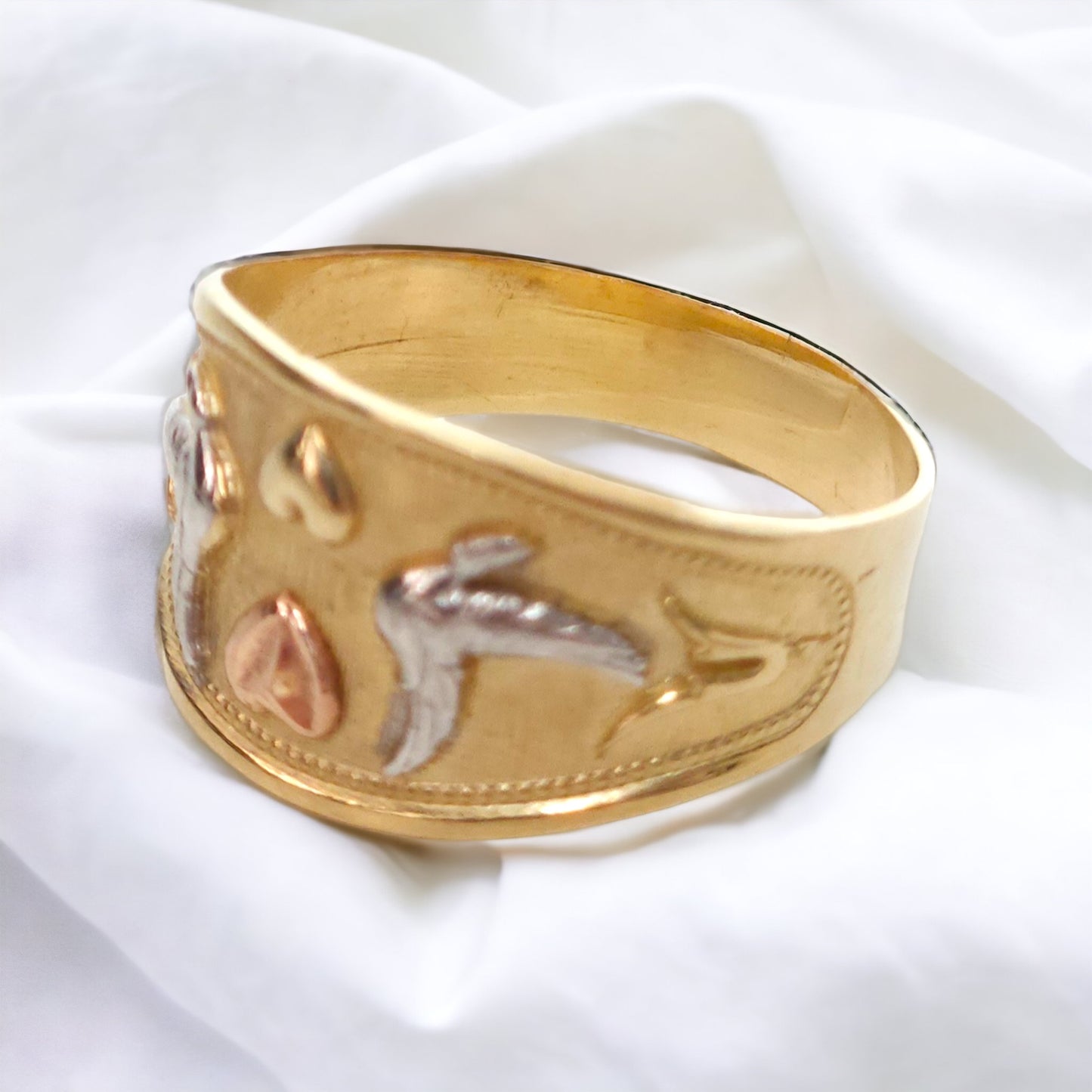 Three gold dove ring 10kt