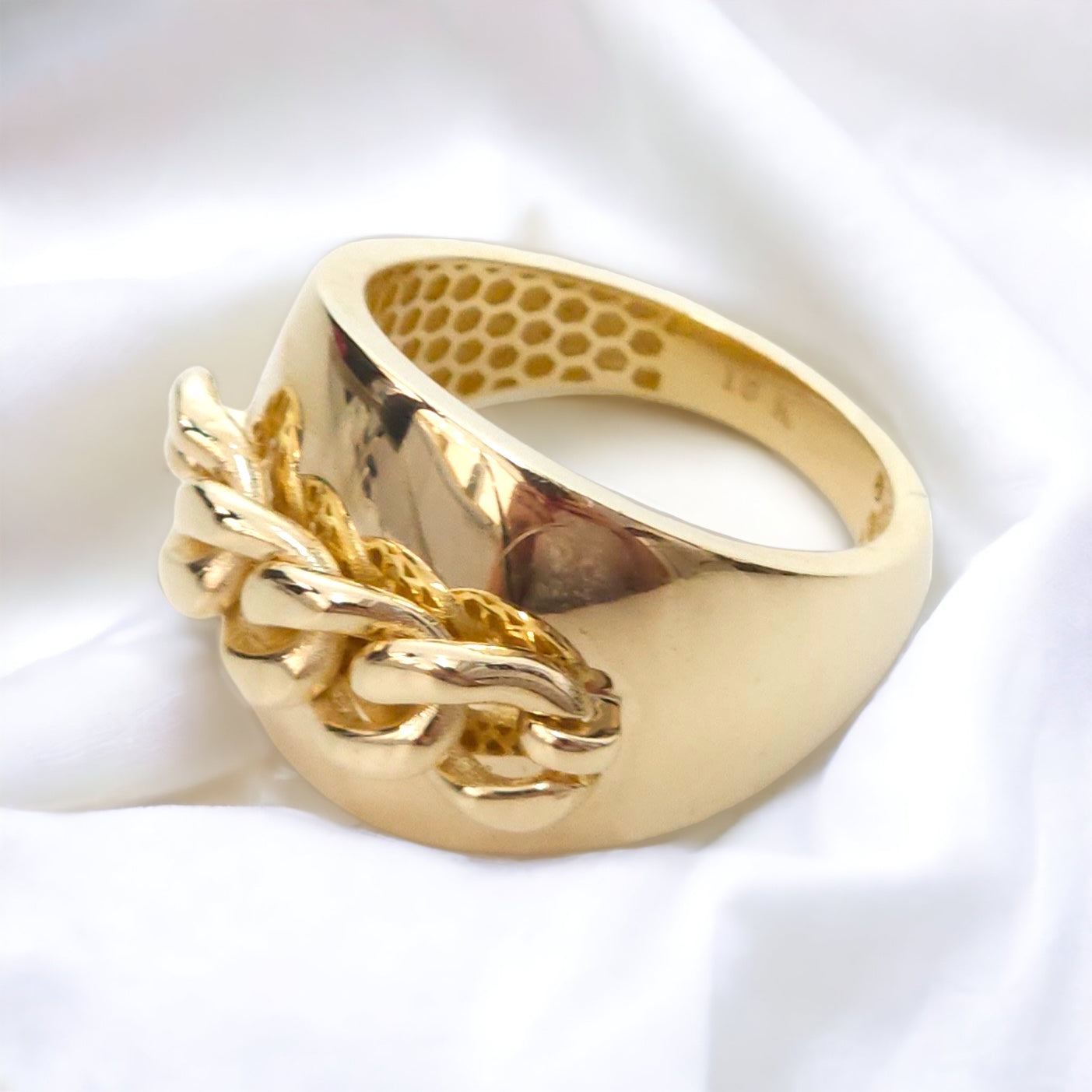 Ring With Chain 10kt